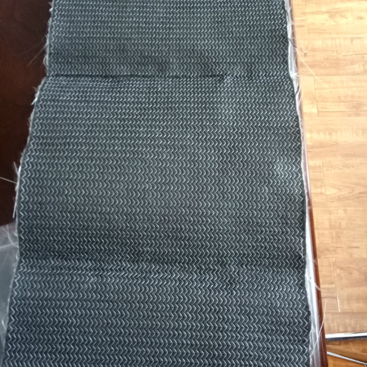 [济宁红君玻纤] 供应20g碳纤维复合毡规格齐全、质量稳定