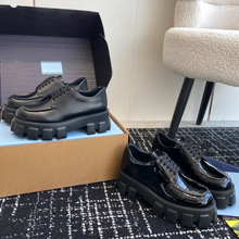 �V��ŮЬ/����컨���뚢һ�а汾ϵ�����ߺ�ט���ЬСƤЬŮ