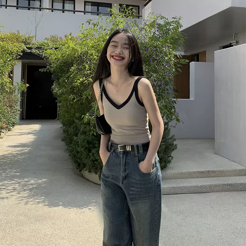撞色带胸垫吊带背心高级感一体式V领女棉质亲肤上衣露肩夏季外穿