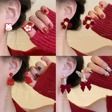 ���������Ӷ�����¿����ϲ�c�tɫ���h�߼��о���С�ɶ��