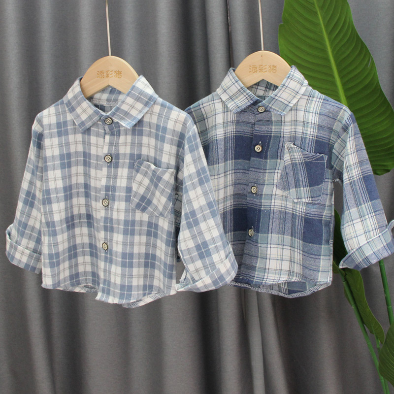 Camisa de manga larga a cuadros azul para niños, estilo nuevo de primavera 2025, camisa infantil de primavera y otoño, chaqueta superior para bebés y niños pequeños, a la moda