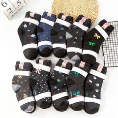 Socks for women, autumn and winter, extra large, middle-aged and elderly, mid-calf socks, dark casual women's long socks wholesale