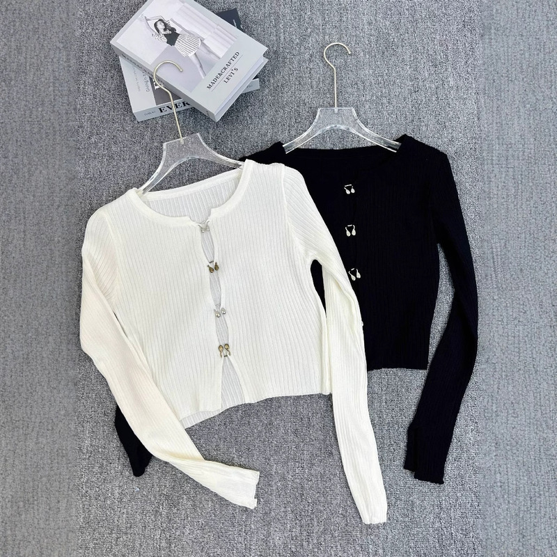 Factory in stock White Ice Silk Thread Jacquard Sexy Spice Girl Round Neck Small Note Placket Hollow Knitted Cardigan Women