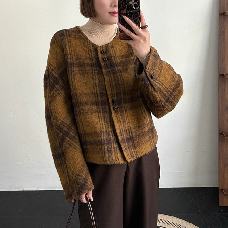 Korean Plaid Round Neck Double-Sided Cashmere Outwear Women's Short 25 Autumn and Winter Loose Cocoon-Shaped Woolen Outwear for Small People