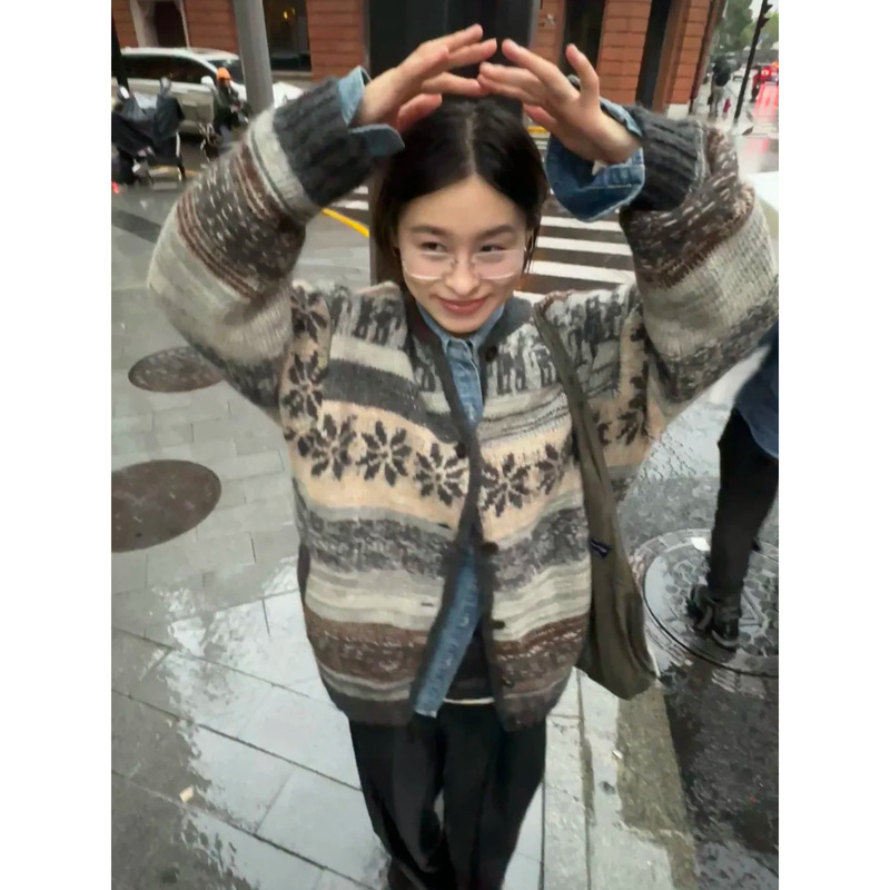 Now the New 2025 Winter Collection Features Korean Dongdaemun Multi-Layered Pattern Fair Isle Jacquard Cardigan Sweater Jacket