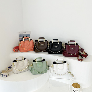 Bags Cross-Border Women's Bags 2025 New Korean Style Single Shoulder Crossbody Bag Satchel Chain Work Clothing Wide Shoulder Strap Bag for Women