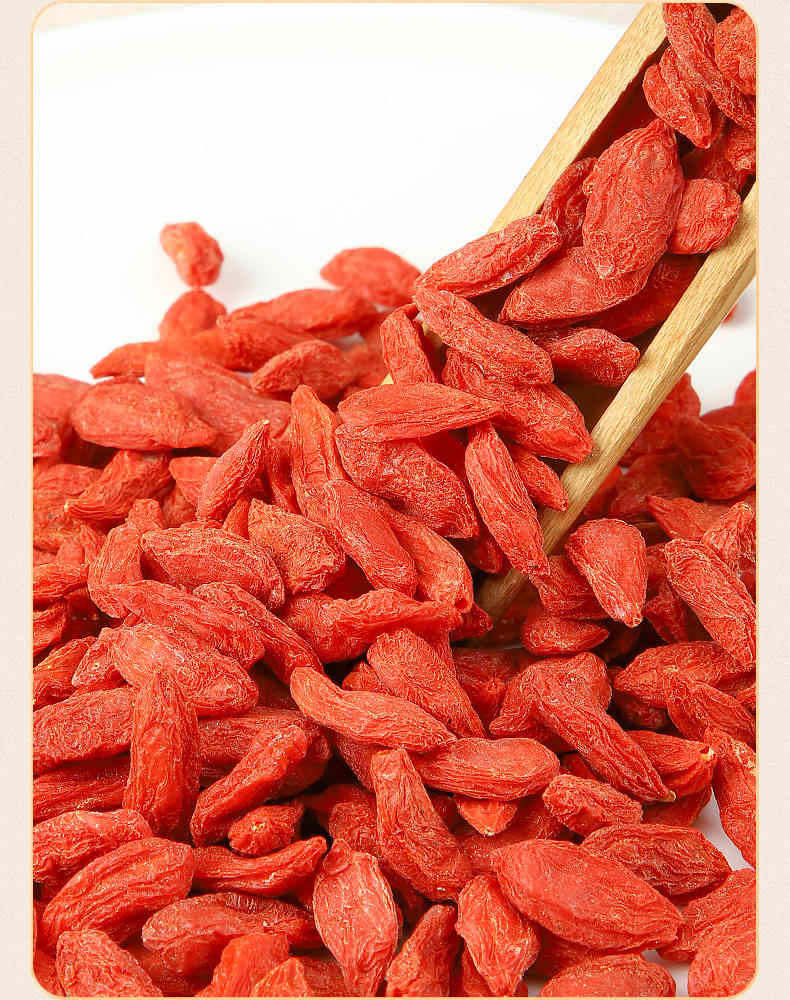 Ningxia Goji Berries Gou Qi Zi Premium Grade Large Berry Sun Dried No Sulfur 250g x 2 Jars for Tea Wine and Cooking preparation