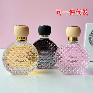 �W��Ůʿ��ˮ���µ������������������{ƽ�r����ˮ���l֧�ִ��l