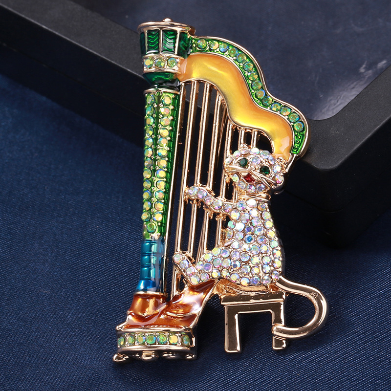Alloy Material Elegant Vintage Style Streetwear Pin Cat Harp Alloy Rhinestones Unisex Brooches