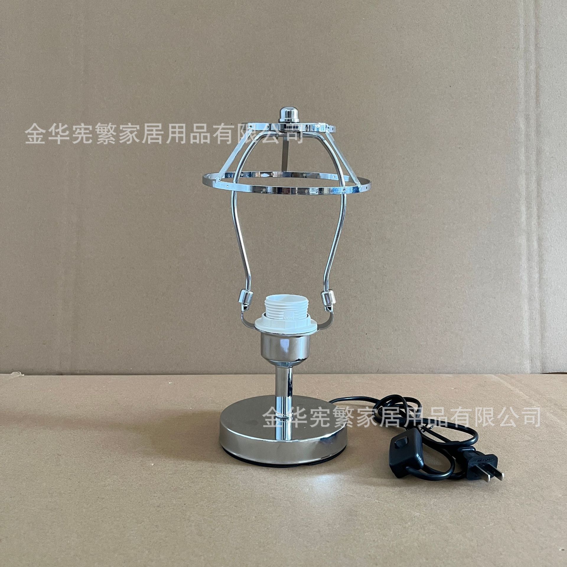 Accesorios de lámparas de escritorio transfronterizas Xianfeng recomendados Diy hierro marco base de poste de metal recto con interruptor de botón de alambre