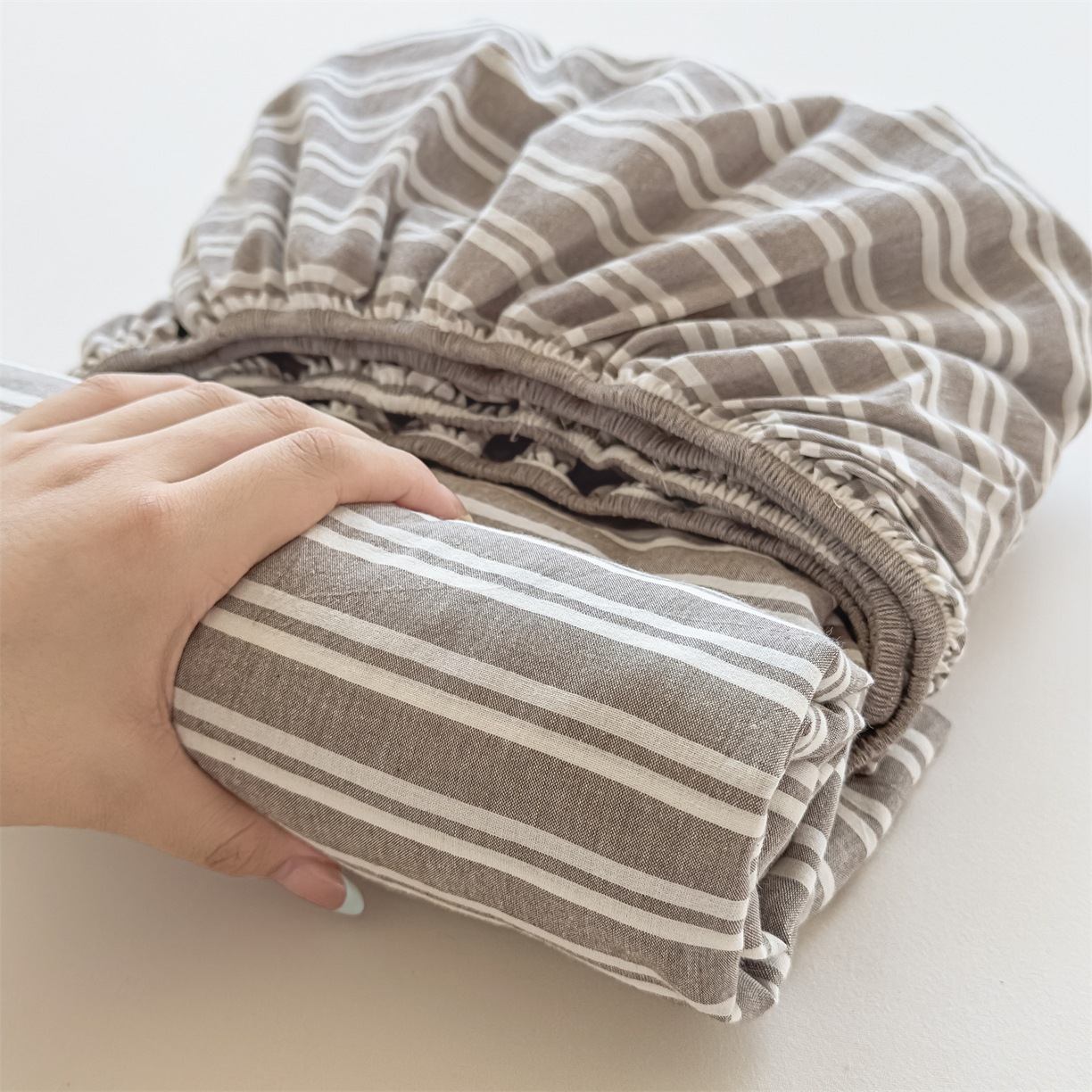 100% de algodón teñido de algodón lavado con agua una sola cama de tres piezas con estera protectora, cubierta de cubierta sucia para estudiantes