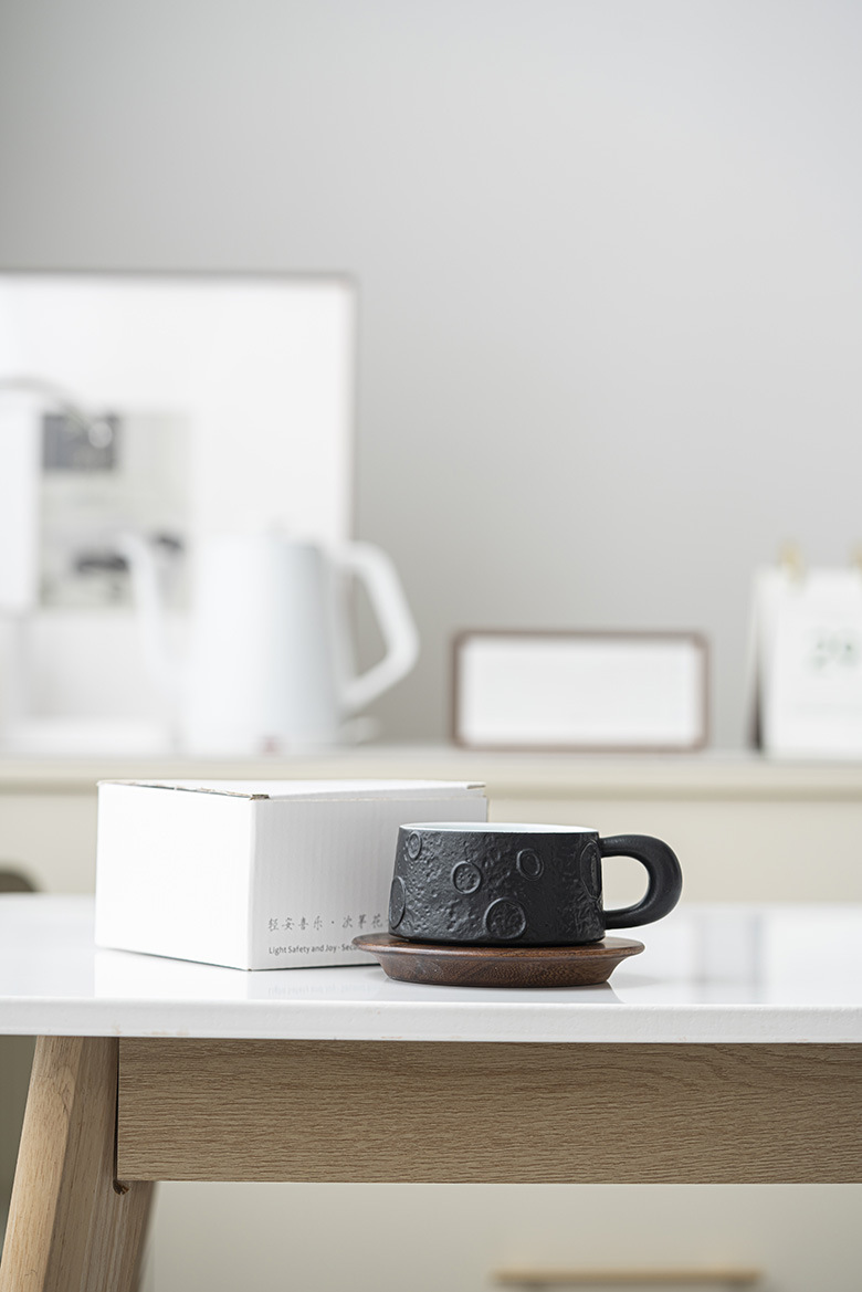 山迹先生 Coffee ceramic tea cup, minimalistic moon, Birthday gift