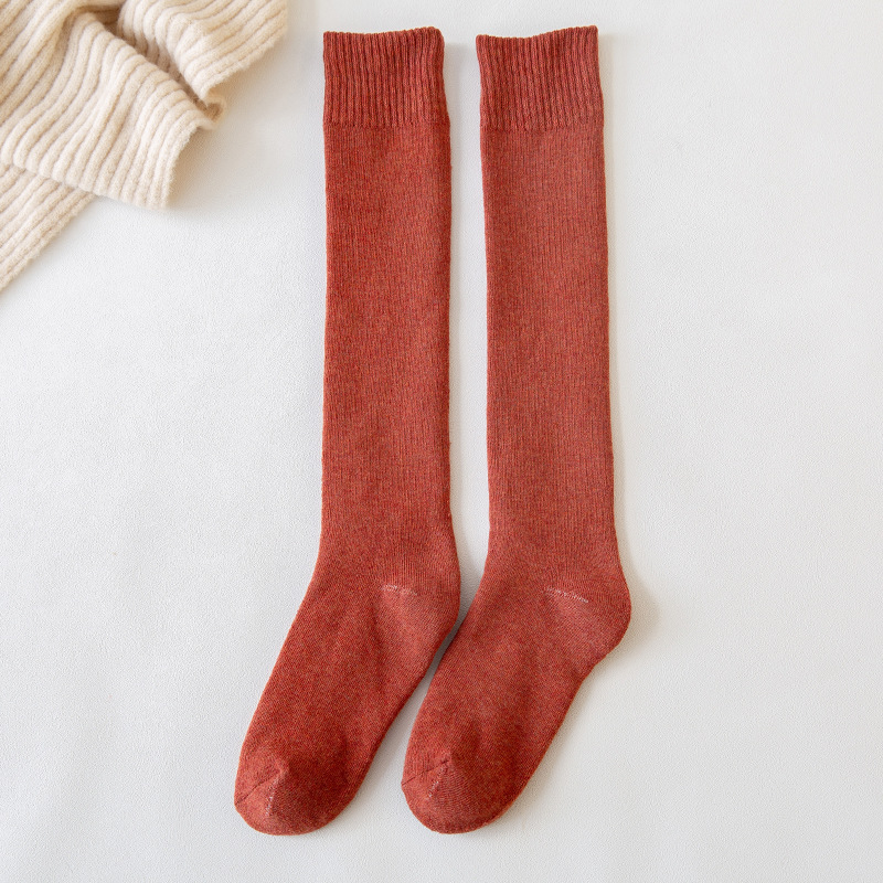 Calcetines de media pantorrilla de las mujeres calcetines de otoño e invierno engrosados Terry calcetines de pantorrilla calientes medias de toalla forradas de lana medias Zhuji altas