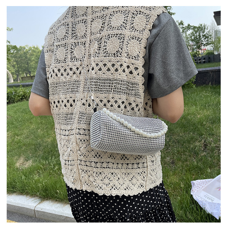 Borsa a tracolla Boston a mano con catena occidentale alla moda, nuova primavera/estate, con diamante lucido e perla sotto le ascelle_voghion.com