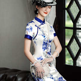 新中式旗袍蓝色改良年轻款复古风青花长款旗袍时尚民族风女士旗袍