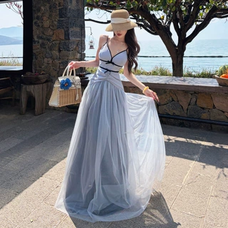 法式蓝色网纱领吊带连衣裙春夏季海边度假绝美气质收腰长裙