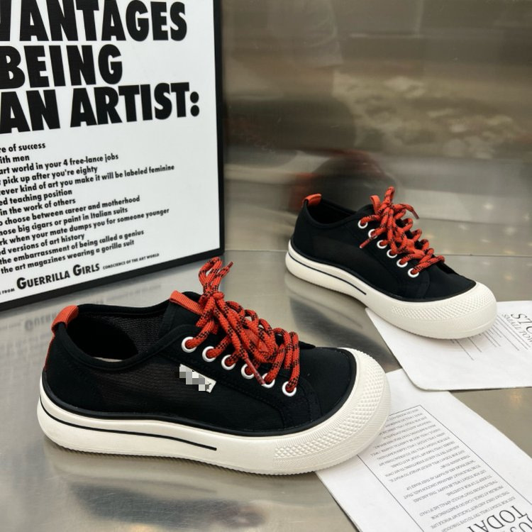 Zapatos de tendencia de verano de mujer zapatos de suela suave, zapatos casuales de moda, zapatos blancos de altura baja, zapatos de malla