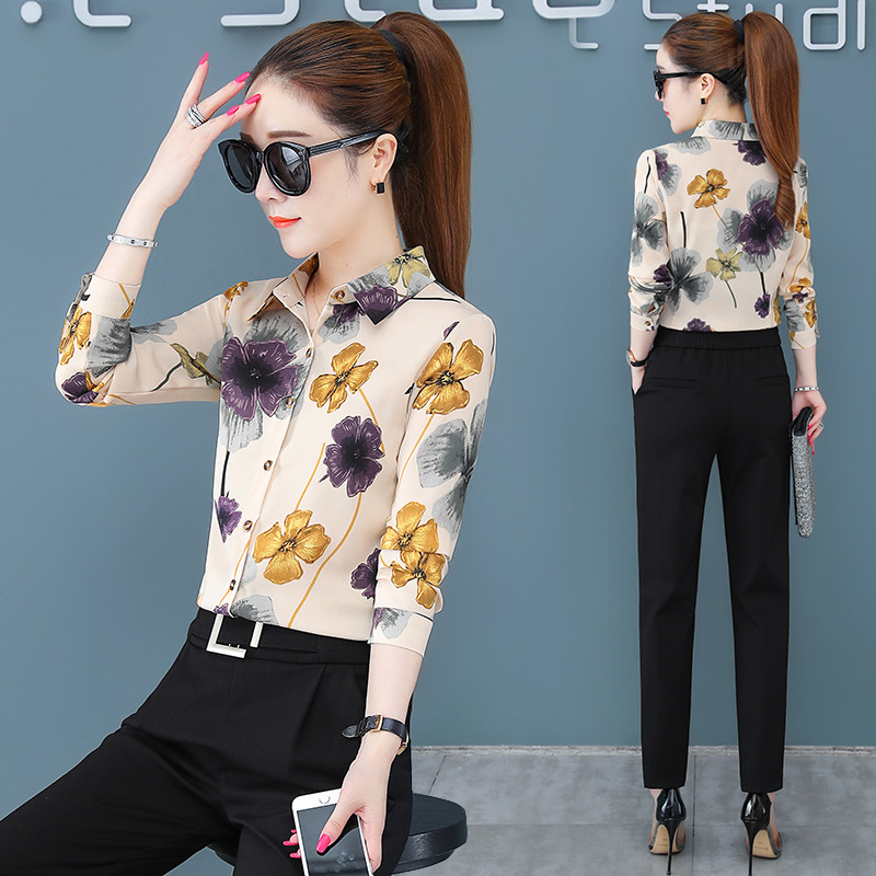 55835 apricot color