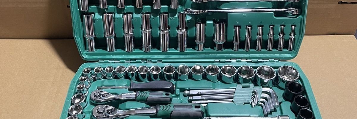 121-Piece Auto Repair Tool Set, Car Maintenance Repair Kit, Socket Set, Wrench Combination, Car Repair Wholesale