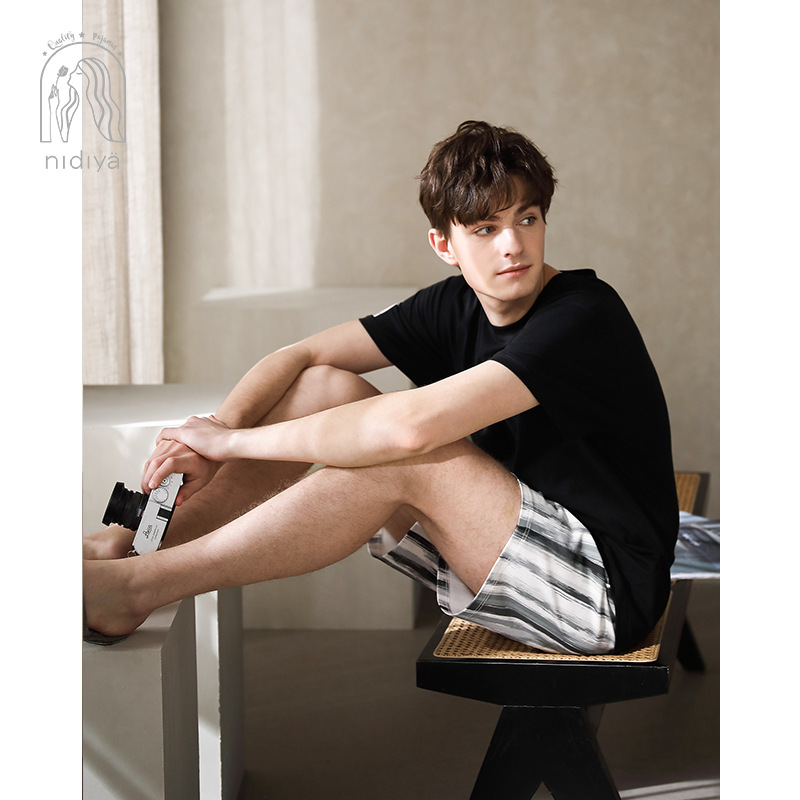Nedia New Style Pajamas Men's Pure Cotton Short-sleeved Casual Round Neck Simple Striped Shorts Outwear Home Wear Suit