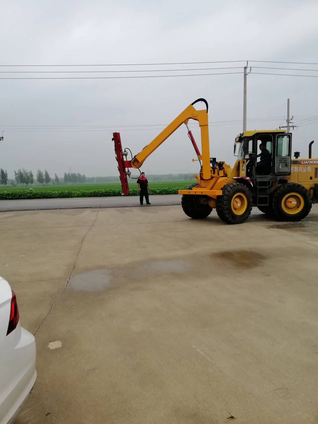 大型车载式绿篱修剪机 高枝树木绿化带修剪车 立面修剪 源头工厂