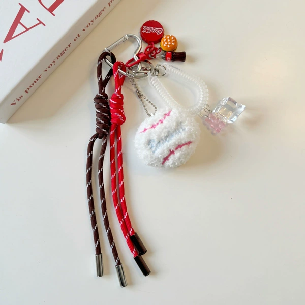 White tennis pendant, Cola
