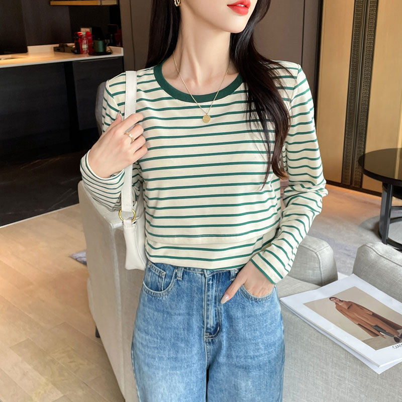 ストライプの授乳上着の春秋服の辛いお母さんのタイプは外に出て、純綿の底の長袖の授乳服の産後はやせています。|undefined