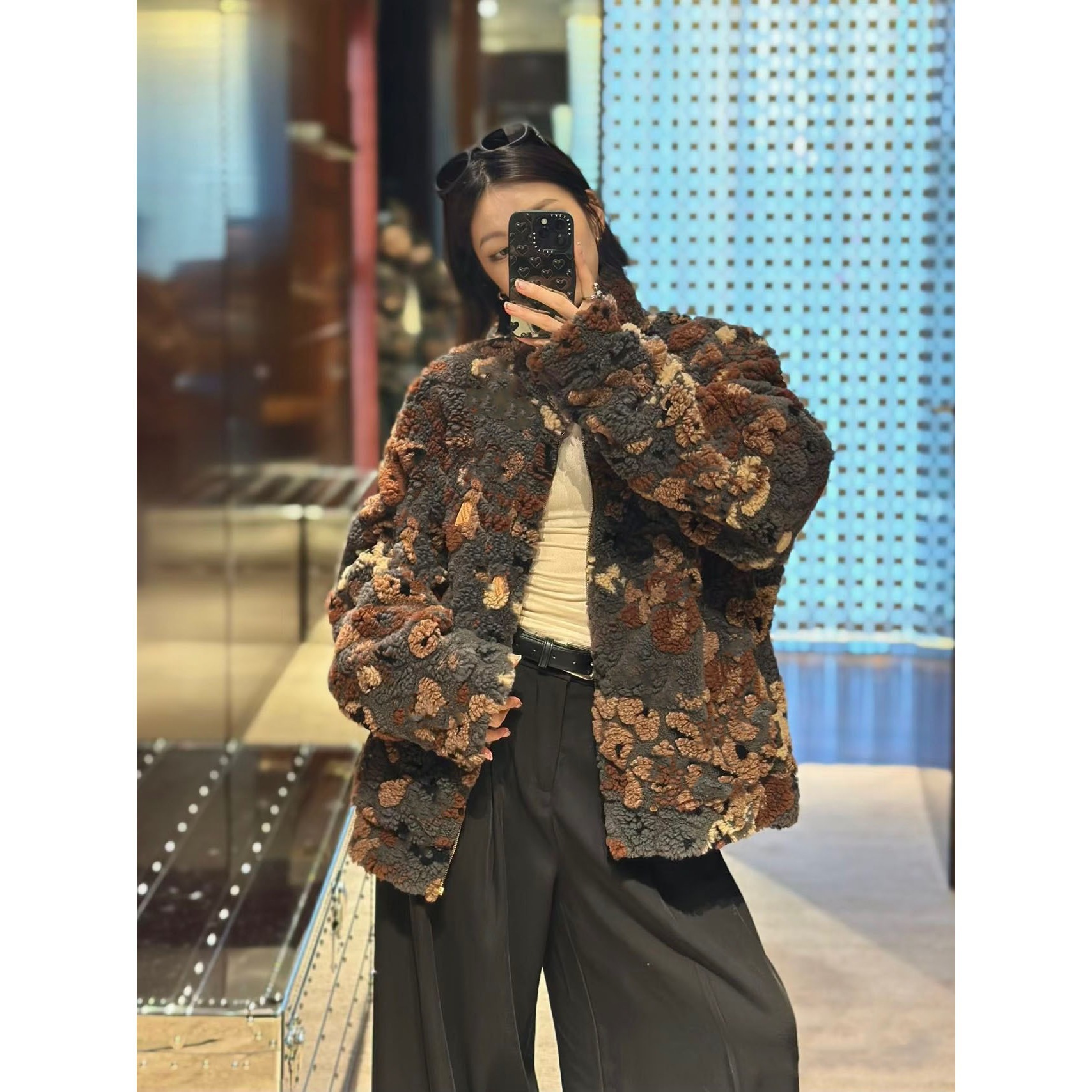 High-Quality 2025 Early Autumn New Reversible Stand-Up Collar Jacquard Lamb Wool Jacket for Men and Women, Loose Jacket Trend