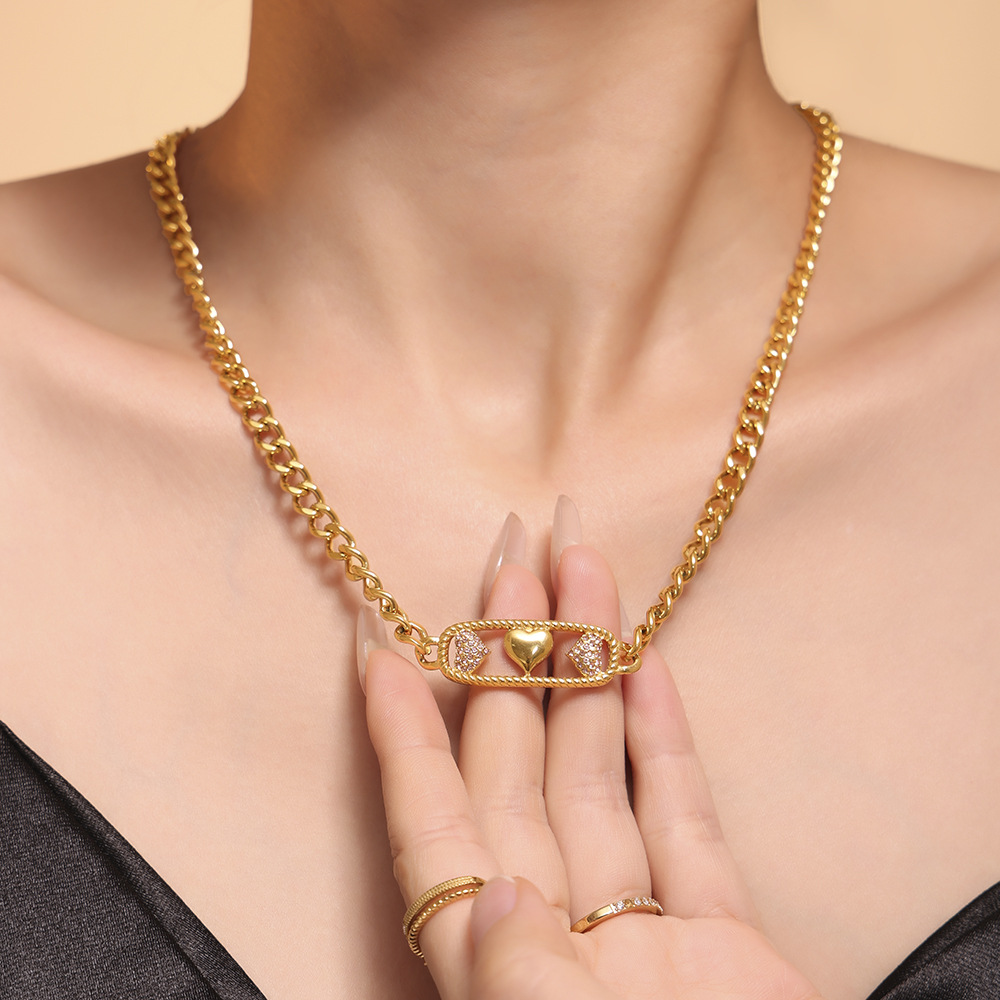 Square Sugar Jewelry Ins Style 316L Star Moon Lightning Titanium Steel Necklace Bracelet Combination PVD Electroplating Color Preservation_voghion.com