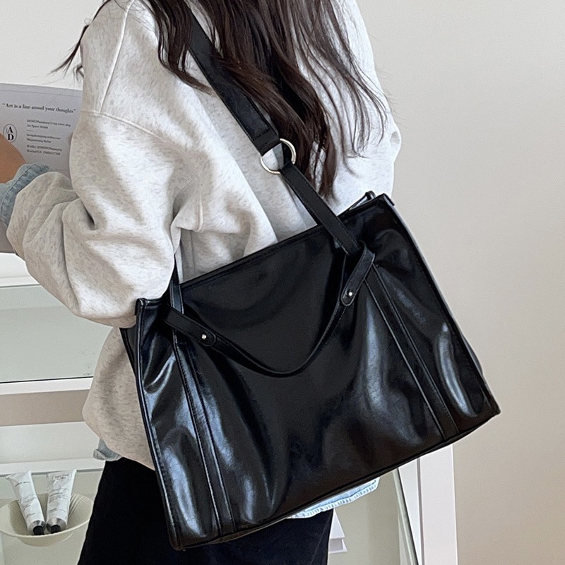 Einfache Textur, große Kapazität Pendler quadratisch Student vielseitig Tote tragbare One-Shoulder Crossbody Tasche, trendy_voghion.com