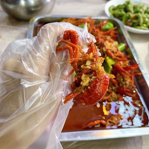 Disposable gloves food grade thickened transparent catering independent packaging plastic wholesale waterproof and oil proof cleaning takeaway