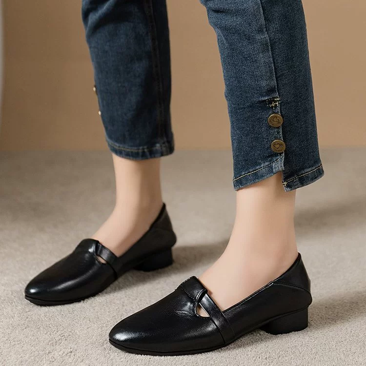 Французские туфли со светлыми ртом женские 2024 весна и осень новые остроконечные низкие каблуки черные женские туфли ретро темперамент одиночные туфли