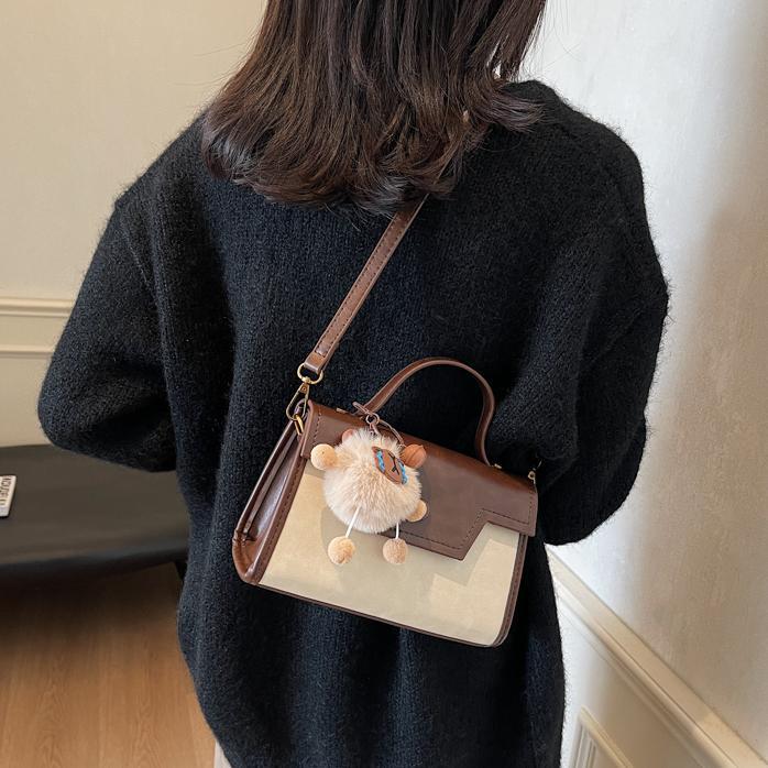 Retro simple bolso cuadrado para mujeres 2024 nuevo estilo versátil bolso de mano de estilo extranjero sensación de alto nivel de moda casual bolso de hombro
