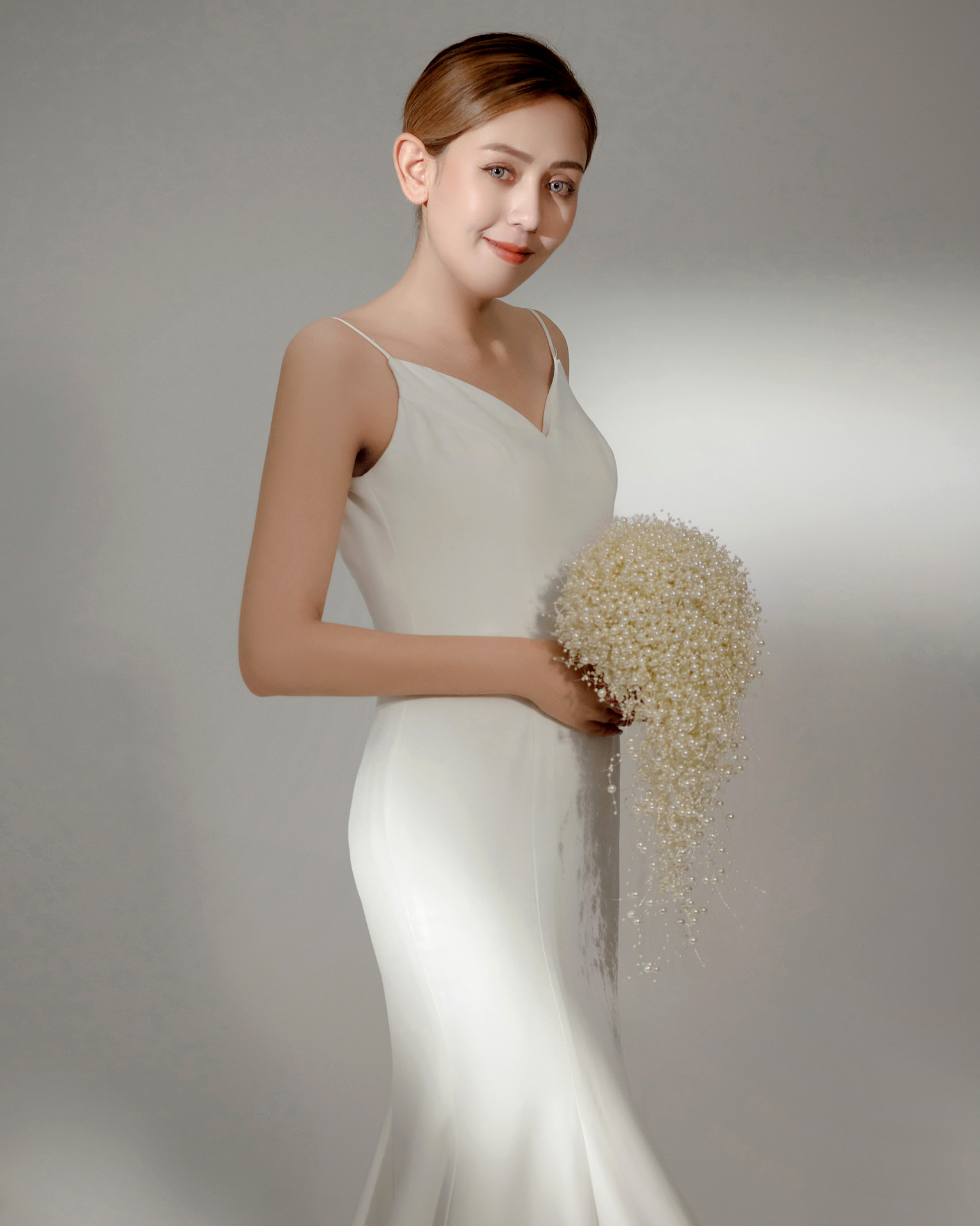 Bridal Handmade Pearl Gypsophila Bouquet Bridal Wedding Accessories display picture 2