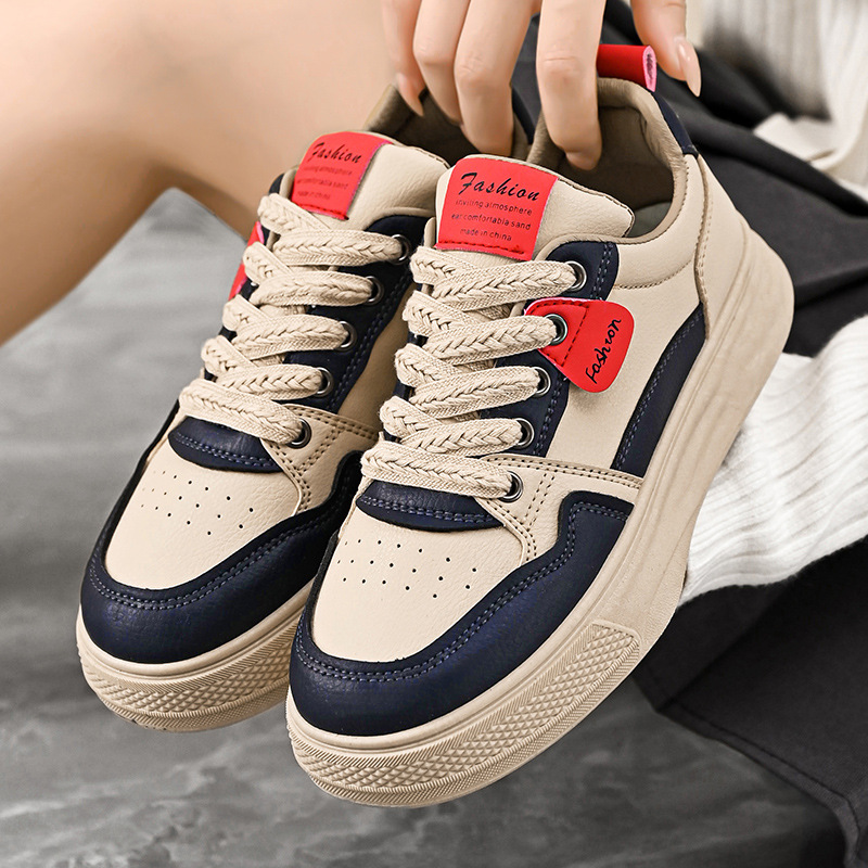 2025 primavera zapatos blancos nuevos ins coreanos para niñas zapatos de skate de altura gruesa zapatos casuales zapatos de moda image 5