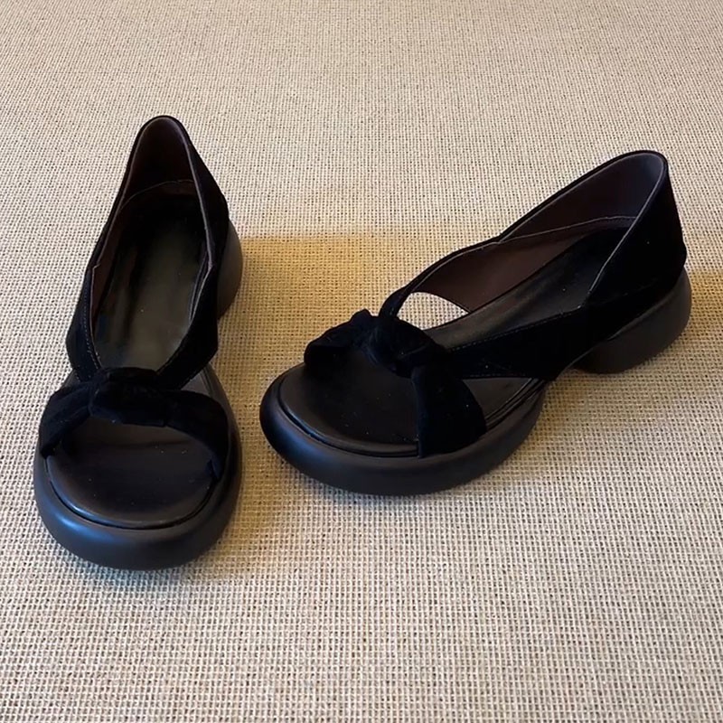 Sandalias de moda francesa para mujeres 2026 casual versátil con dedos desnudos y suela gruesa alta simple playa zapatos romanos