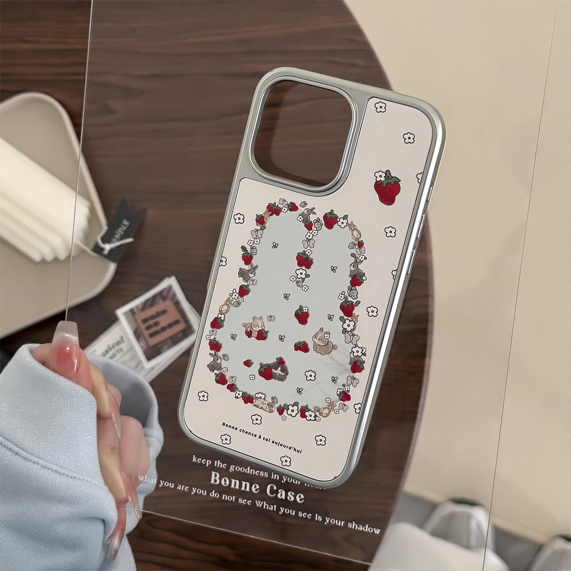 Protective Phone Case With Mirror Plating And Strawberry Design_voghion.com