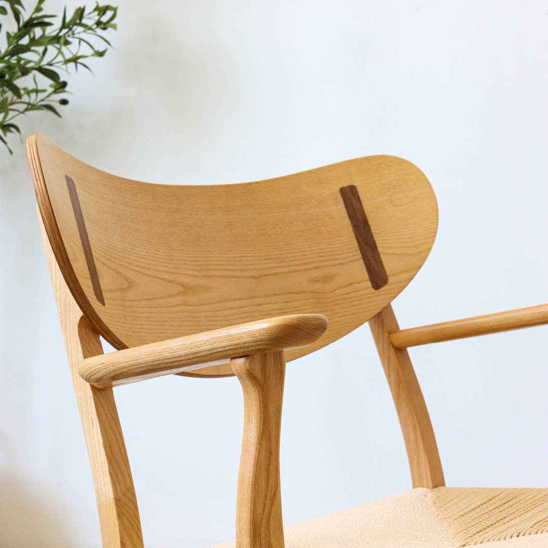 Sofá único de madera maciza trenzada silla tranquila medieval minimalista italiano silla danesa sala de comedor sofá cómodo