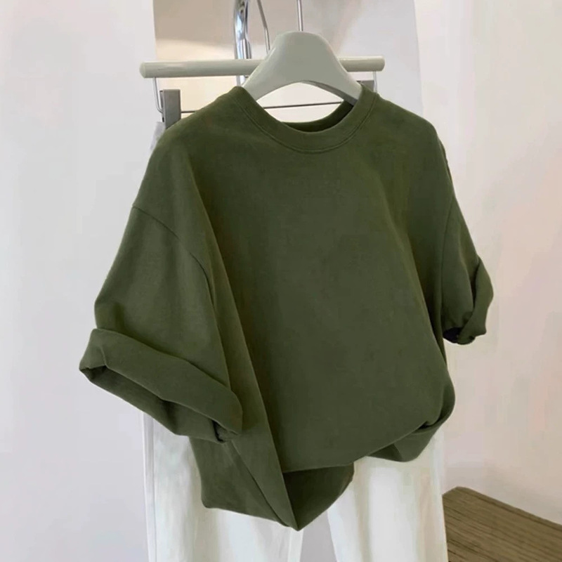 2026 Summer New Style Loose-Fitting Unique Straight-Shoulder Slimming Retro Army Green Short-Sleeve T-Shirt for Women Niche Cotton Green Top