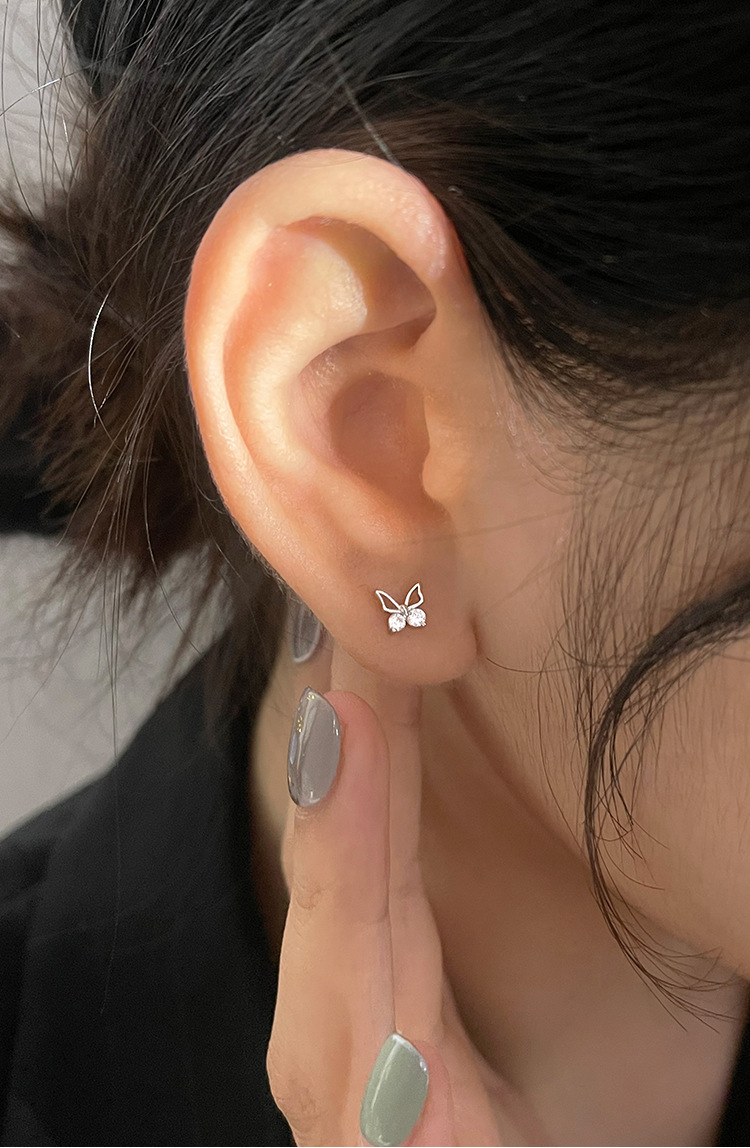 Sunburst Hollow Sparkling Diamond Butterfly Stud Earrings For Women_voghion.com