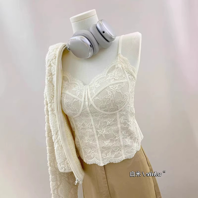 Beautiful Lace Camisole for Women, Autumn and Winter Fur-Lined Base Layer, Integrated Bra with Chest Pads