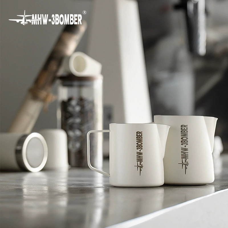 Bomber 304 stainless steel pulling cup Italian coffee latching milk tank milk bubble cup sharp mouth milk bubble pot crocodile 5.0