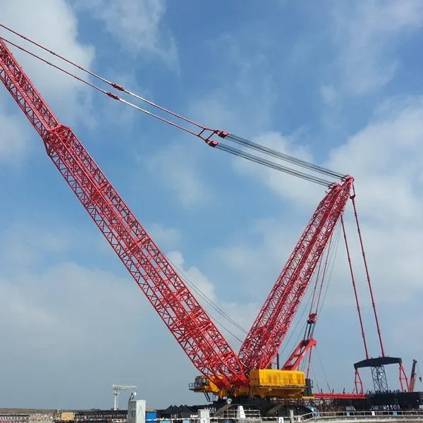 高性价比150吨最大起重量履带起重机SCC1500A-8热销中