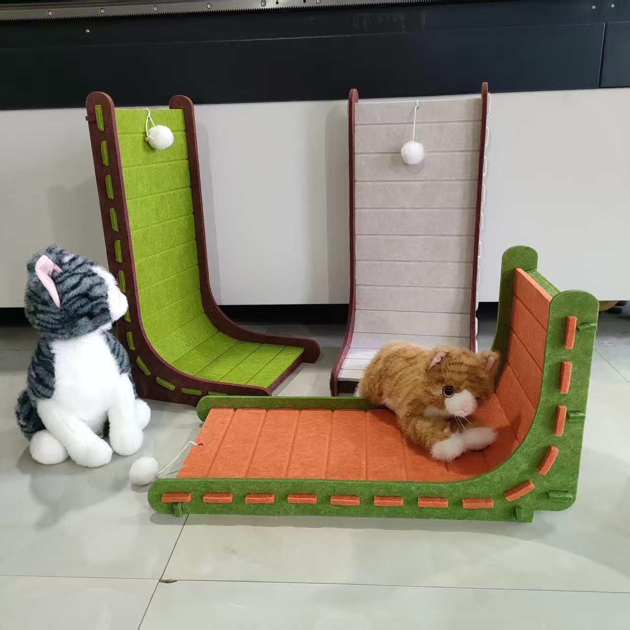 毛毡猫抓板立式猫抓板L型大号猫爪板毛毡耐磨猫咪玩具可拆猫抓板