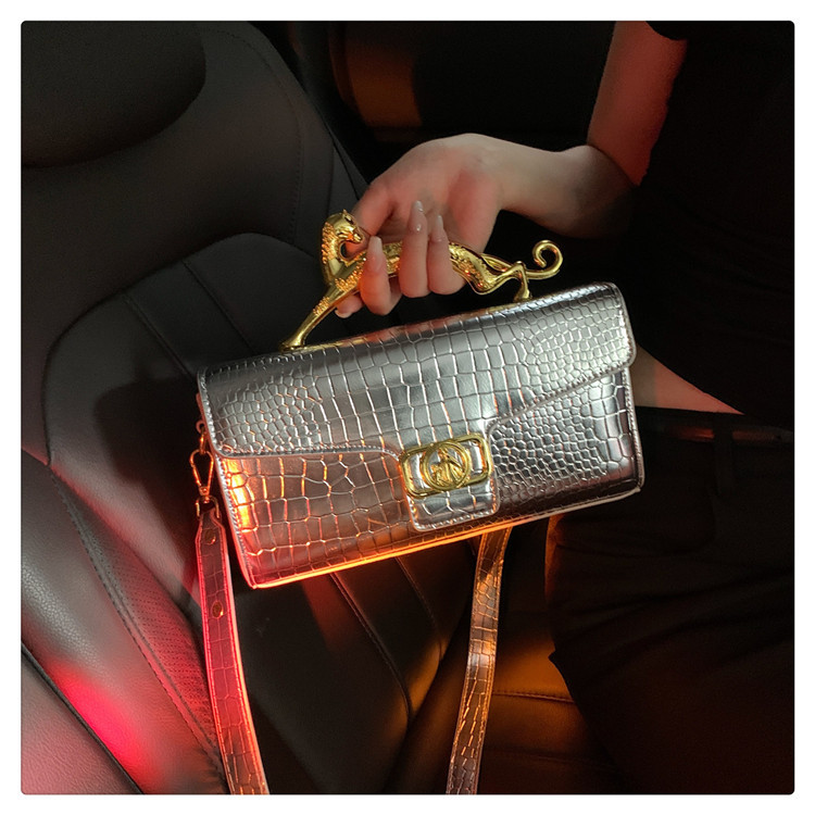 Stylish Women's Single Shoulder Crossbody Shell Handbag Elegant_voghion.com