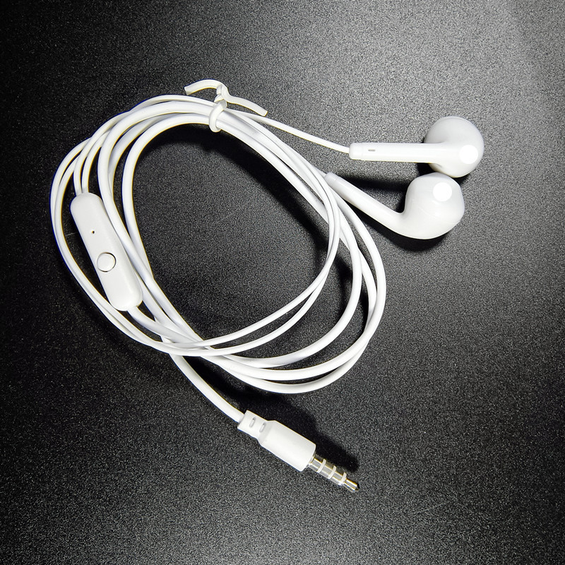 U 19音楽有線半入耳式重低音麦線制御カラーイヤホン袋入りイヤホン卸売り|undefined