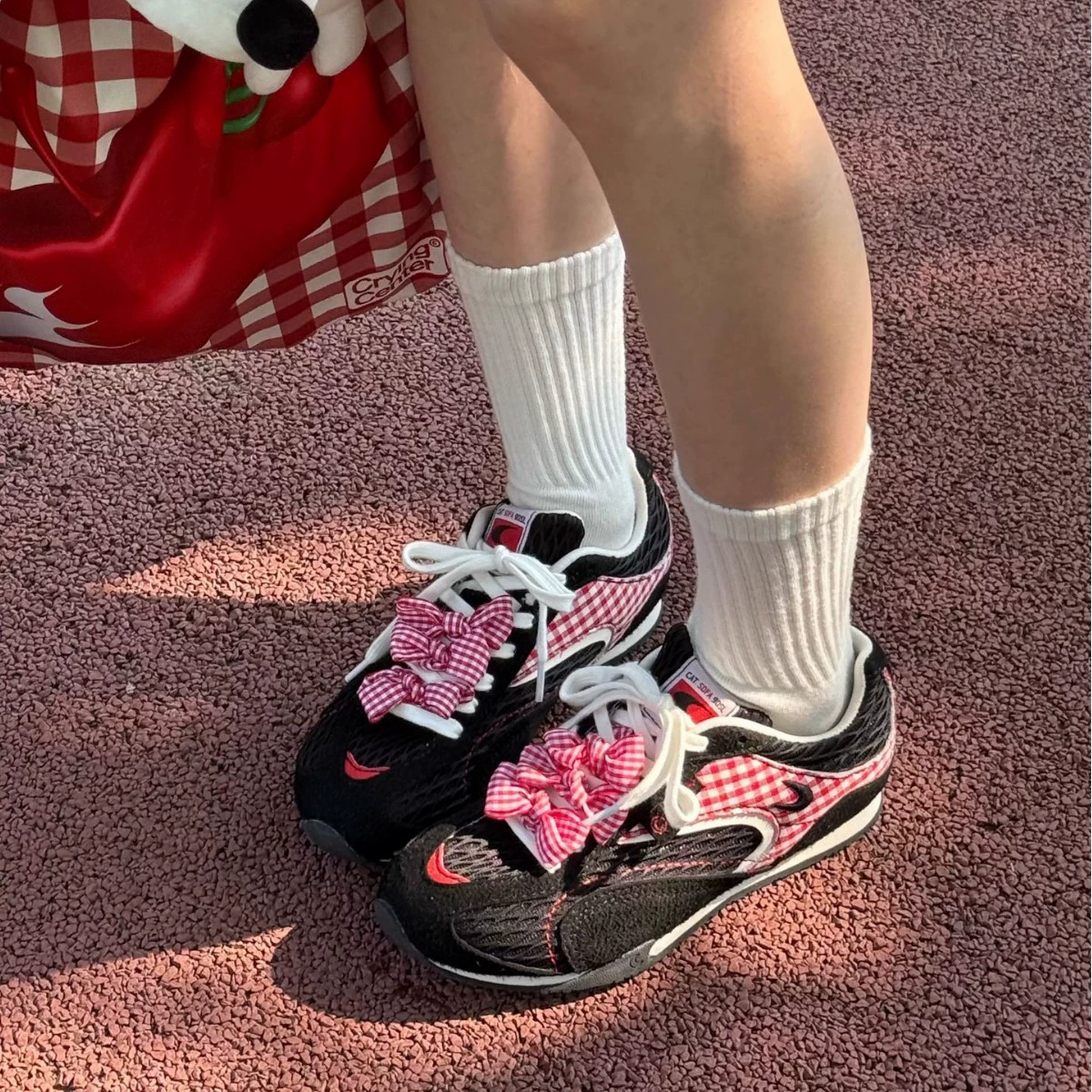 Ретро-сетчатые туфли Dexun, дышащие и универсальные, черно-красные клетчатые туфли с толстой сеткой и тонкой подошвой для занятий спортом на открытом воздухе и отдыха, туфли Форрест Гамп