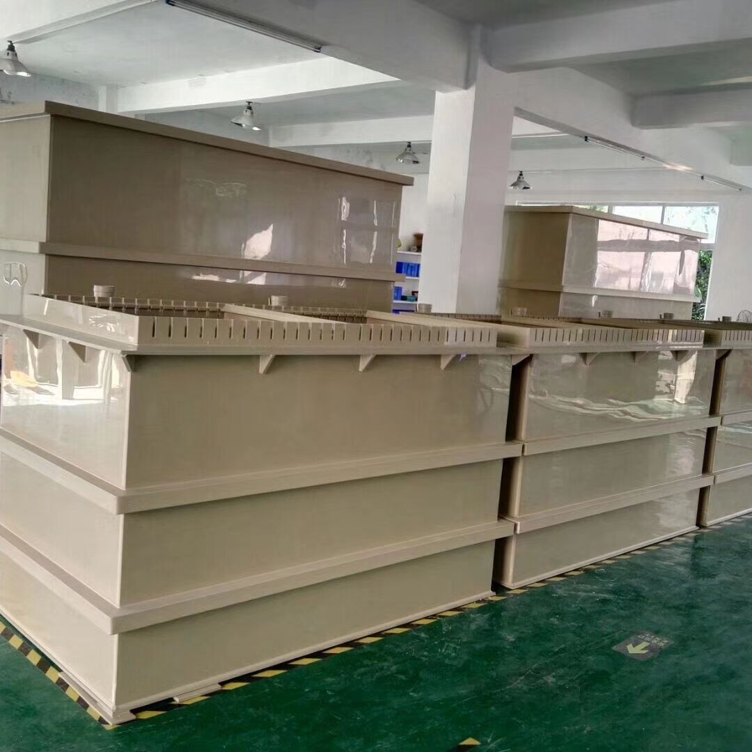 白色PP焊接水箱 米黄PP防酸水箱设备 异型焊接加工