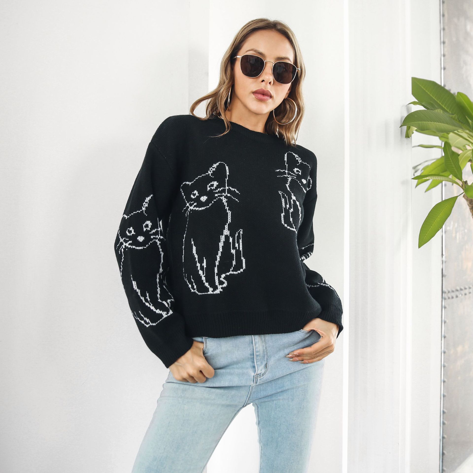 Cat Pattern Sweater Image 2