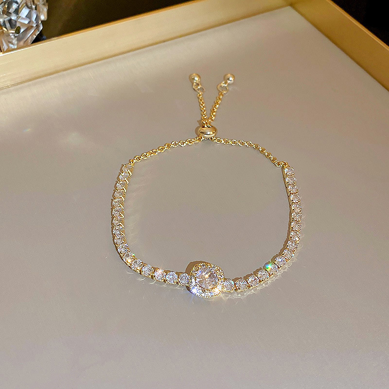 Simple color circón pull-out pulsera de moda elegante todo partido pulsera luz lujo alto sentido pulsera para las mujeres al por mayor